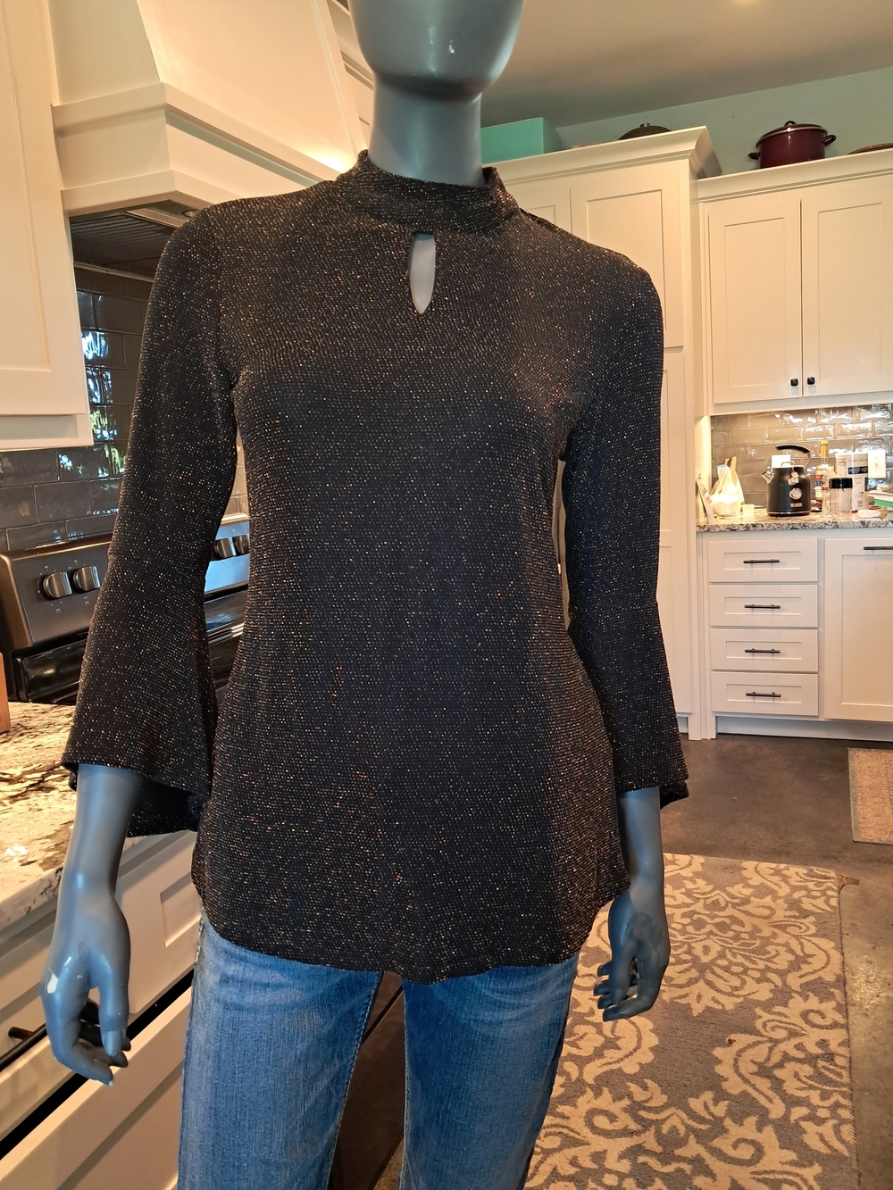 Peter Nygard Black Metallic Keyhole Bell-Sleeve Top
